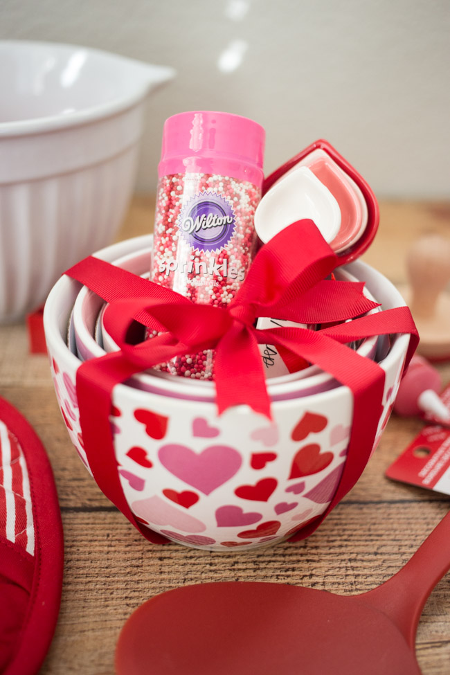 Perfect for Galentines or any day of the year, this Baked with Love Gift Basket and FREE printable tag is a sweet gift for the baker in your life!