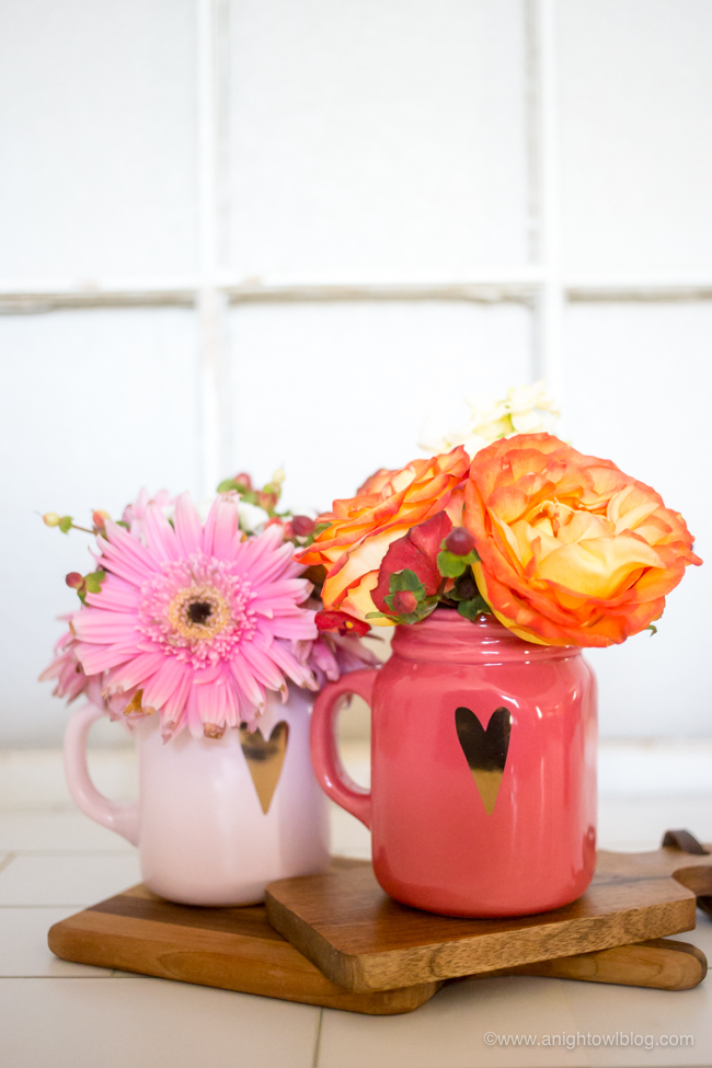 Perfect for a sweet Valentine's Day gift for friends, teachers, neighbors and more - create Valentine's Day Mason Jar Bouquets with Safeway’s exclusive debi lilly design™ collection!