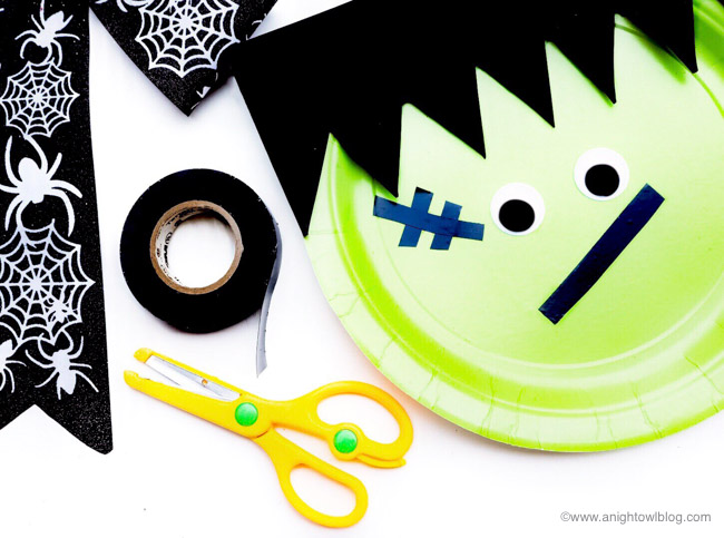 A perfect Halloween Craft for Kids, create a Frankenstein Paper Plate Craft with just a handful of supplies and easy-to-do steps!
